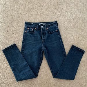 Levi’s Wedgie Jean